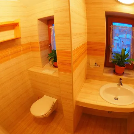 Britannia Szálloda 3*